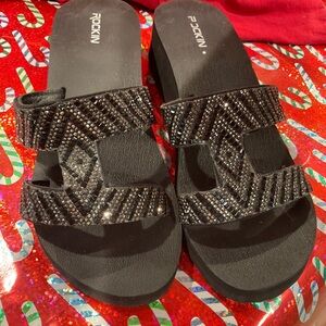 G—Rockin' Black Bling Women's Sandals Size 8..Wedge
